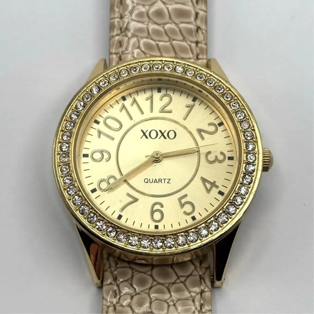 Y2K Gold XOXO Watch